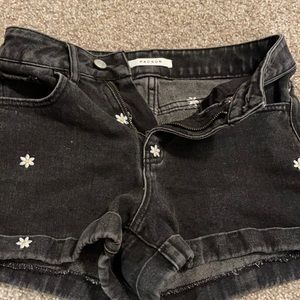 pacsun black flower mom shorts